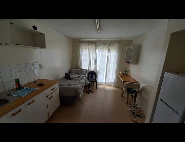 2 BEDROOM APARTMENT FOR SALE IN PHILIP NEL PARK